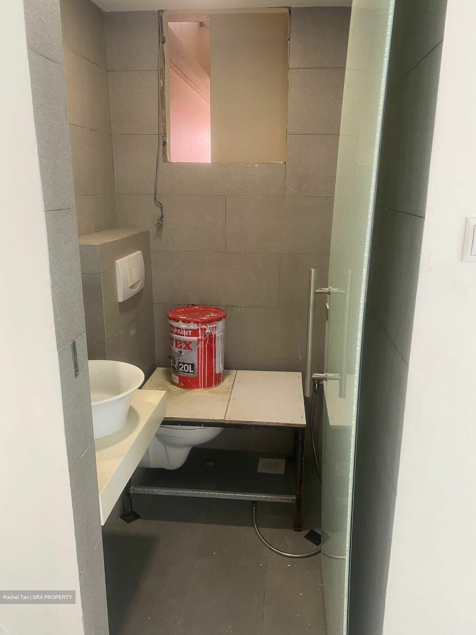 Acorn (D9), Office #349018311